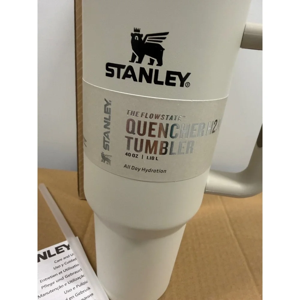 Stanley Quencher H2.0 FlowState Tumbler 40oz Insulated Cup New - Picture 4 of 7